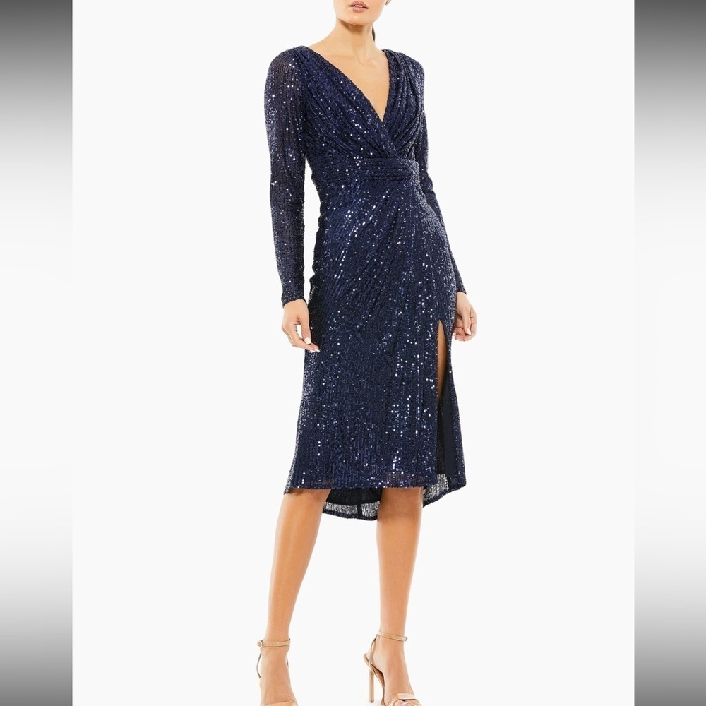 Ieena for Mac Duggal Sequined Knee-Length Dress
